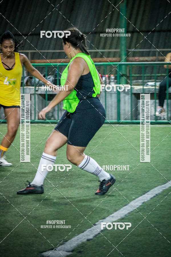 Compre as suas fotos do eventoLan�amento Escola de Futebol Lobas Academy no Fotop