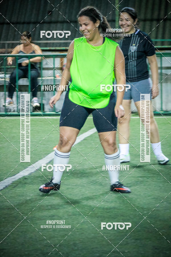 Compre as suas fotos do eventoLan�amento Escola de Futebol Lobas Academy no Fotop