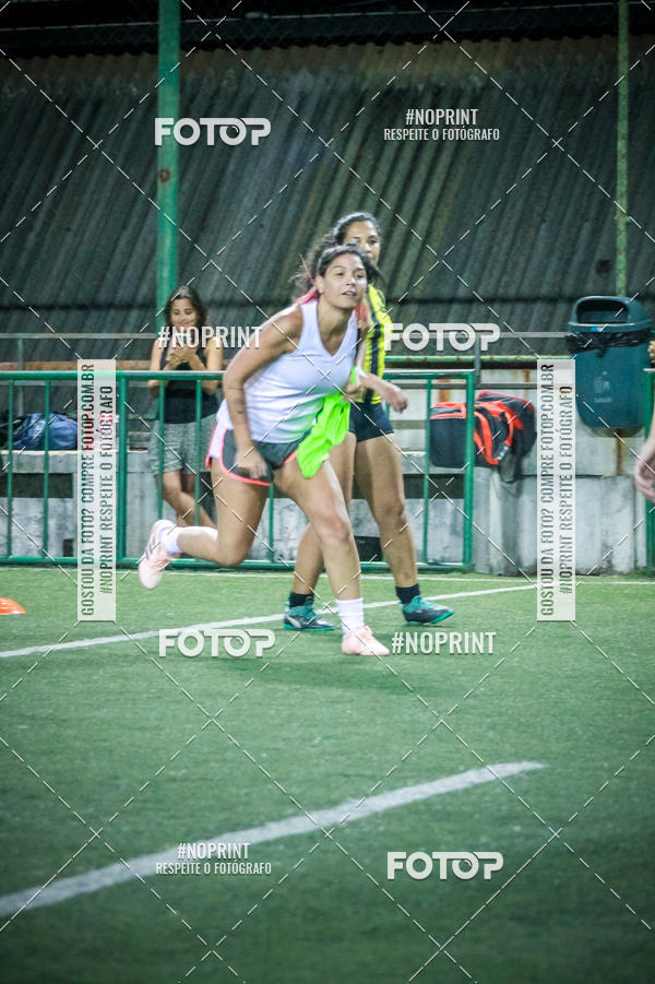 Compre as suas fotos do eventoLan�amento Escola de Futebol Lobas Academy no Fotop