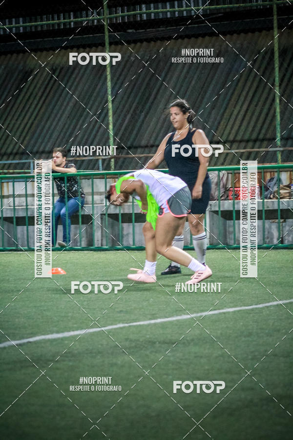 Compre as suas fotos do eventoLan�amento Escola de Futebol Lobas Academy no Fotop