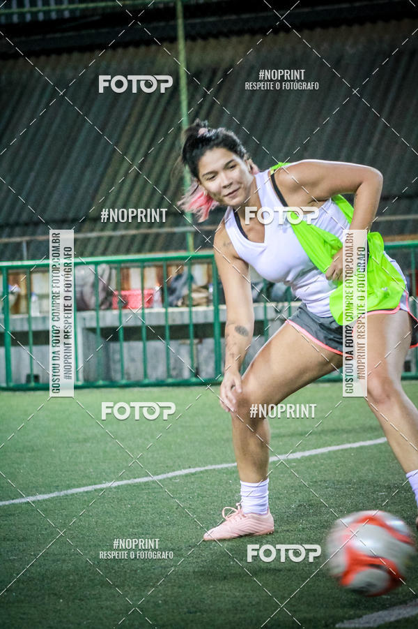 Compre as suas fotos do eventoLan�amento Escola de Futebol Lobas Academy no Fotop