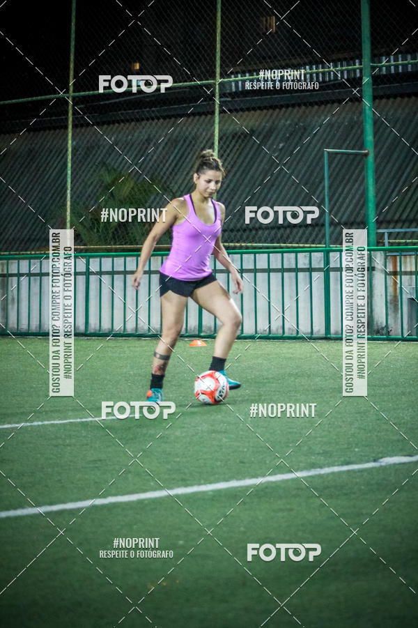 Compre as suas fotos do eventoLan�amento Escola de Futebol Lobas Academy no Fotop