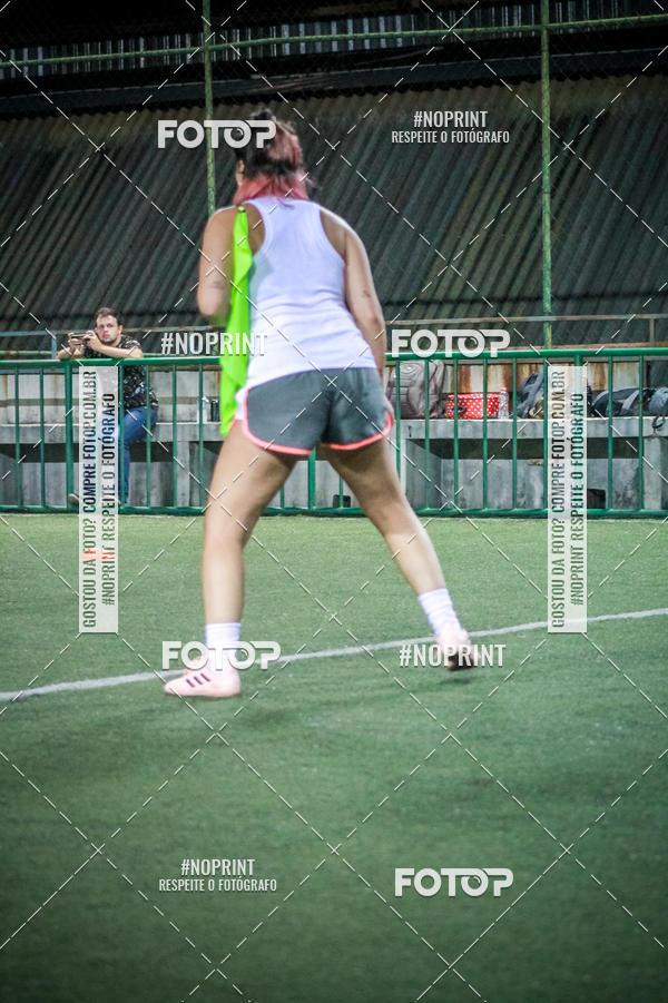 Compre as suas fotos do eventoLan�amento Escola de Futebol Lobas Academy no Fotop