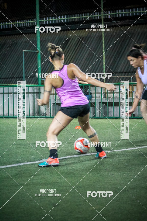 Compre as suas fotos do eventoLan�amento Escola de Futebol Lobas Academy no Fotop