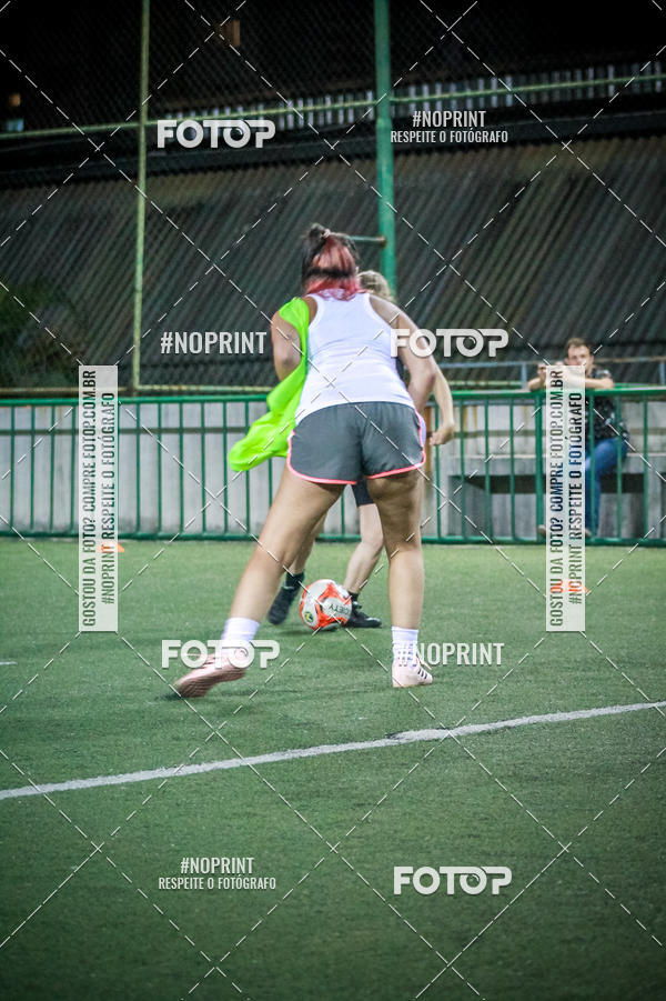 Compre as suas fotos do eventoLan�amento Escola de Futebol Lobas Academy no Fotop