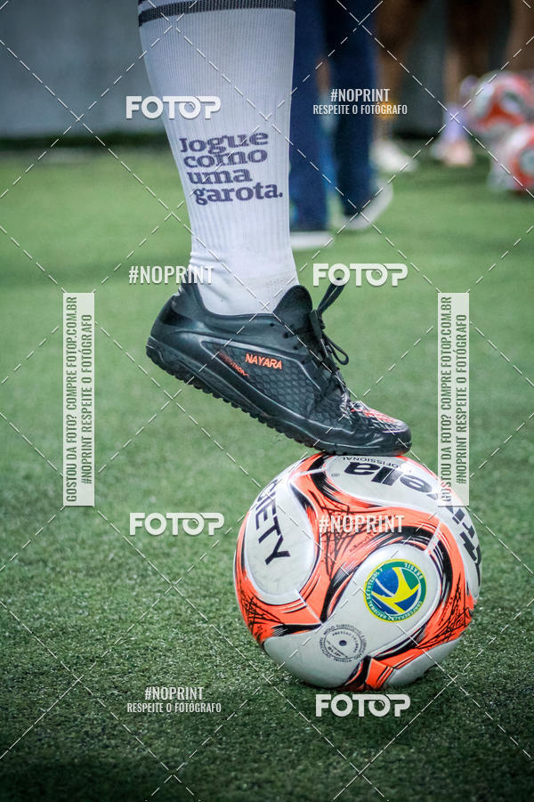 Compre as suas fotos do eventoLan�amento Escola de Futebol Lobas Academy no Fotop