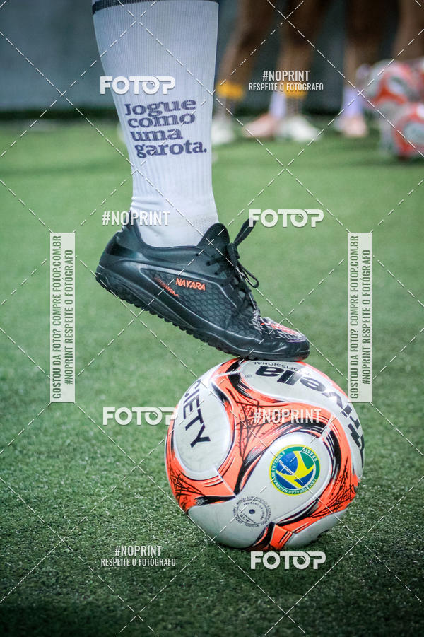Compre as suas fotos do eventoLan�amento Escola de Futebol Lobas Academy no Fotop