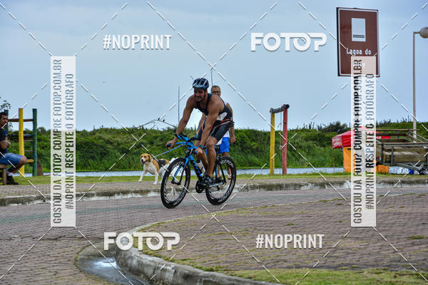 Compre as suas fotos do eventoTriathlon Rio das Ostras no Fotop