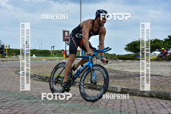 Compre as suas fotos do eventoTriathlon Rio das Ostras no Fotop