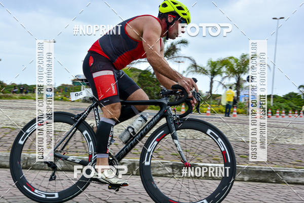 Compre as suas fotos do eventoTriathlon Rio das Ostras no Fotop