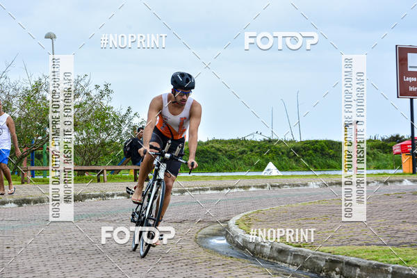 Compre as suas fotos do eventoTriathlon Rio das Ostras no Fotop