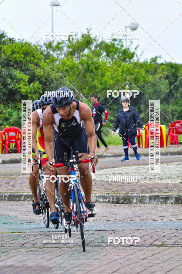 Compra tus fotos del eventoTriathlon Rio das Ostras En Fotop