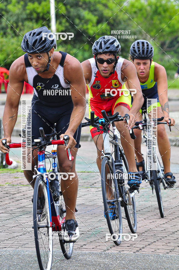 Compra tus fotos del eventoTriathlon Rio das Ostras En Fotop