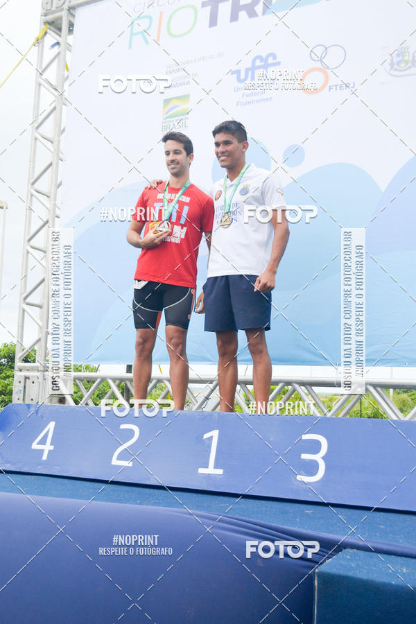 Compre as suas fotos do eventoTriathlon Rio das Ostras no Fotop