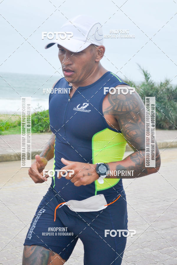 Compre as suas fotos do eventoTriathlon Rio das Ostras no Fotop