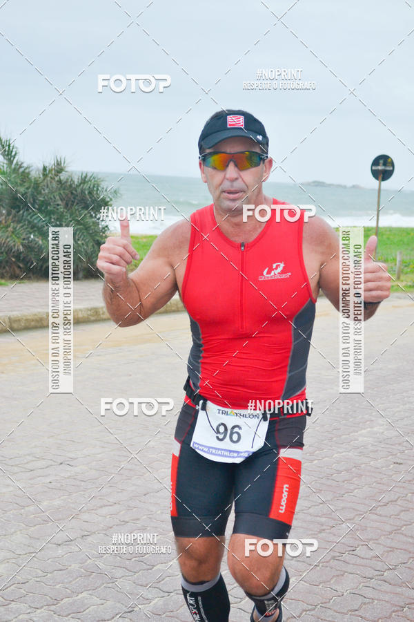 Compre as suas fotos do eventoTriathlon Rio das Ostras no Fotop