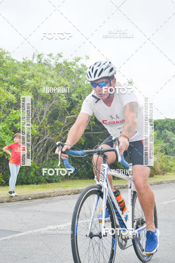 Compre as suas fotos do eventoTriathlon Rio das Ostras no Fotop