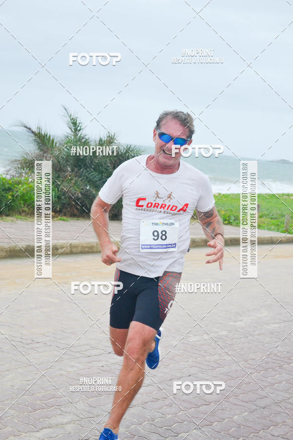 Compre as suas fotos do eventoTriathlon Rio das Ostras no Fotop