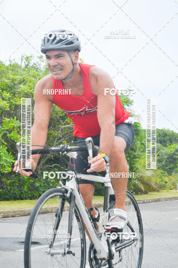 Compre as suas fotos do eventoTriathlon Rio das Ostras no Fotop