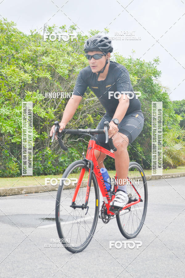 Compre as suas fotos do eventoTriathlon Rio das Ostras no Fotop