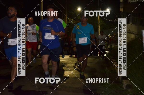 Buy your photos of the eventELITE NIGTH RUNNERS on Fotop