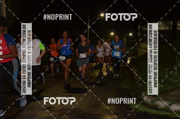 Buy your photos of the eventELITE NIGTH RUNNERS on Fotop