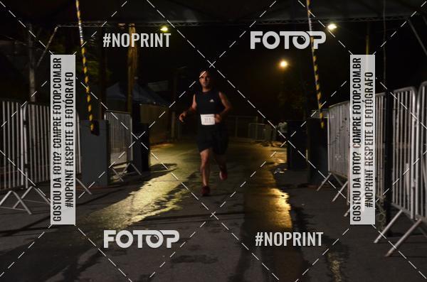 Buy your photos of the eventELITE NIGTH RUNNERS on Fotop