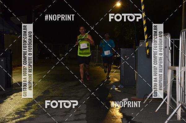 Buy your photos of the eventELITE NIGTH RUNNERS on Fotop