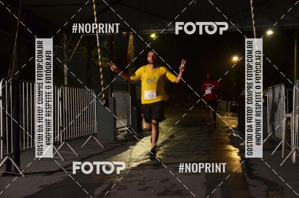 Buy your photos of the eventELITE NIGTH RUNNERS on Fotop