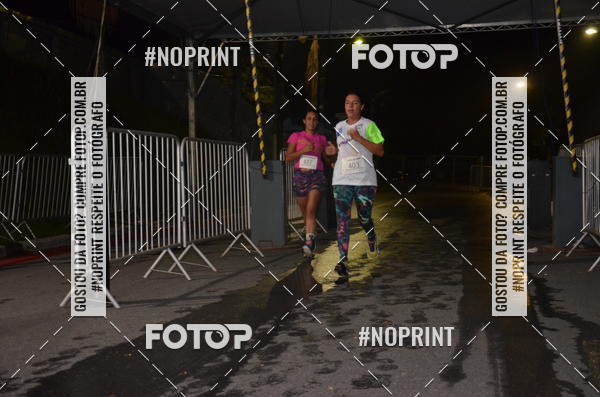 Buy your photos of the eventELITE NIGTH RUNNERS on Fotop