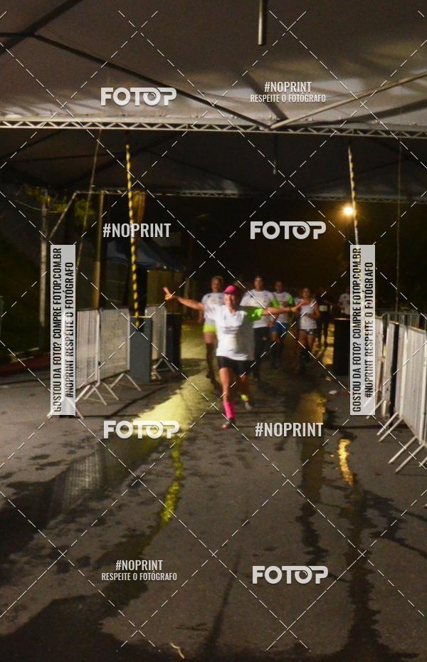 Buy your photos of the eventELITE NIGTH RUNNERS on Fotop