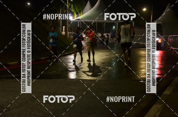 Buy your photos of the eventELITE NIGTH RUNNERS on Fotop