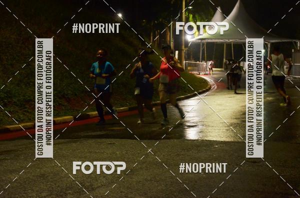 Buy your photos of the eventELITE NIGTH RUNNERS on Fotop