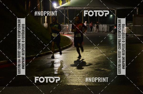 Buy your photos of the eventELITE NIGTH RUNNERS on Fotop