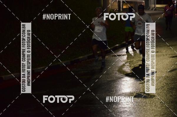 Buy your photos of the eventELITE NIGTH RUNNERS on Fotop