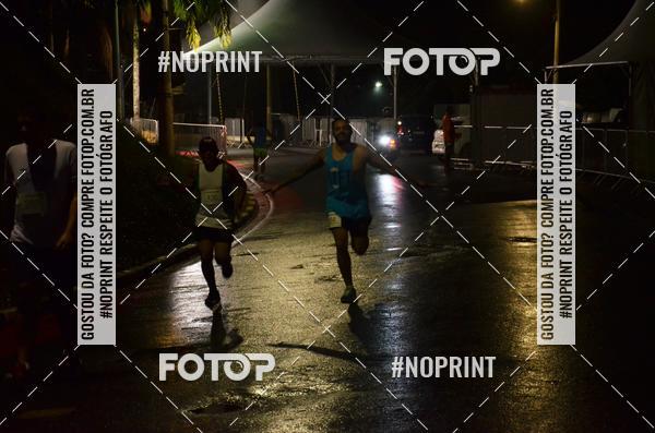 Buy your photos of the eventELITE NIGTH RUNNERS on Fotop