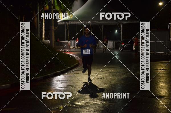 Buy your photos of the eventELITE NIGTH RUNNERS on Fotop
