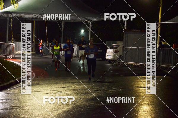 Buy your photos of the eventELITE NIGTH RUNNERS on Fotop