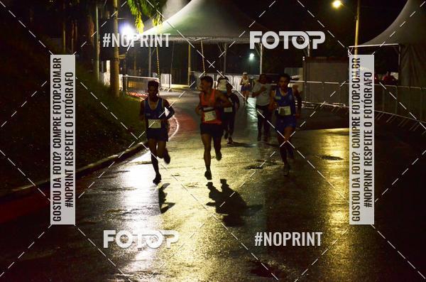 Buy your photos of the eventELITE NIGTH RUNNERS on Fotop