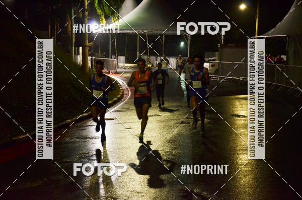 Buy your photos of the eventELITE NIGTH RUNNERS on Fotop