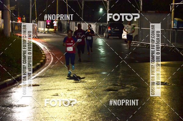 Buy your photos of the eventELITE NIGTH RUNNERS on Fotop