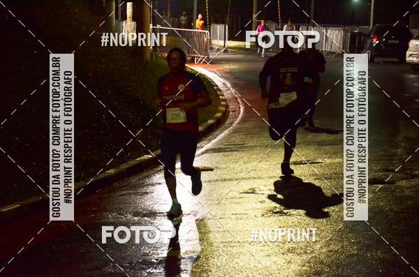 Buy your photos of the eventELITE NIGTH RUNNERS on Fotop