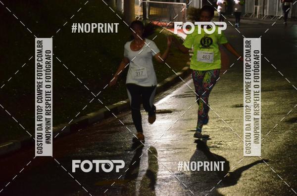 Buy your photos of the eventELITE NIGTH RUNNERS on Fotop