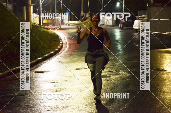 Buy your photos of the eventELITE NIGTH RUNNERS on Fotop