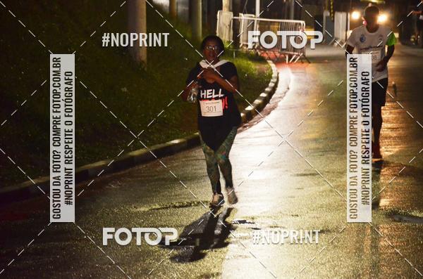 Buy your photos of the eventELITE NIGTH RUNNERS on Fotop
