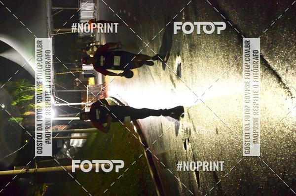 Buy your photos of the eventELITE NIGTH RUNNERS on Fotop