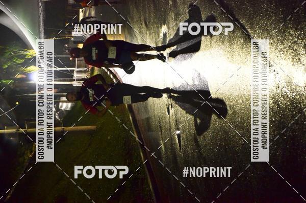 Buy your photos of the eventELITE NIGTH RUNNERS on Fotop