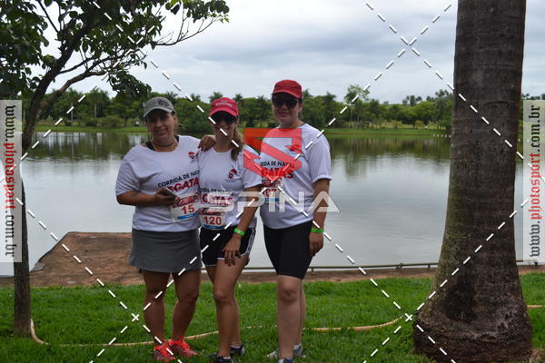 Buy your photos of the eventCorrida de Natal do Clube de Regatas on Fotop