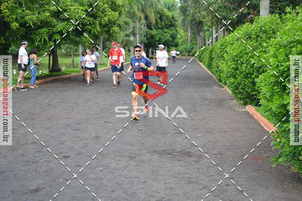 Buy your photos of the eventCorrida de Natal do Clube de Regatas on Fotop