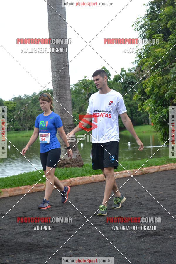 Buy your photos of the eventCorrida de Natal do Clube de Regatas on Fotop
